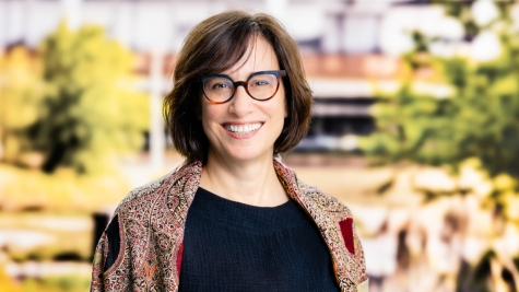 Lois Mcinnes Headshot